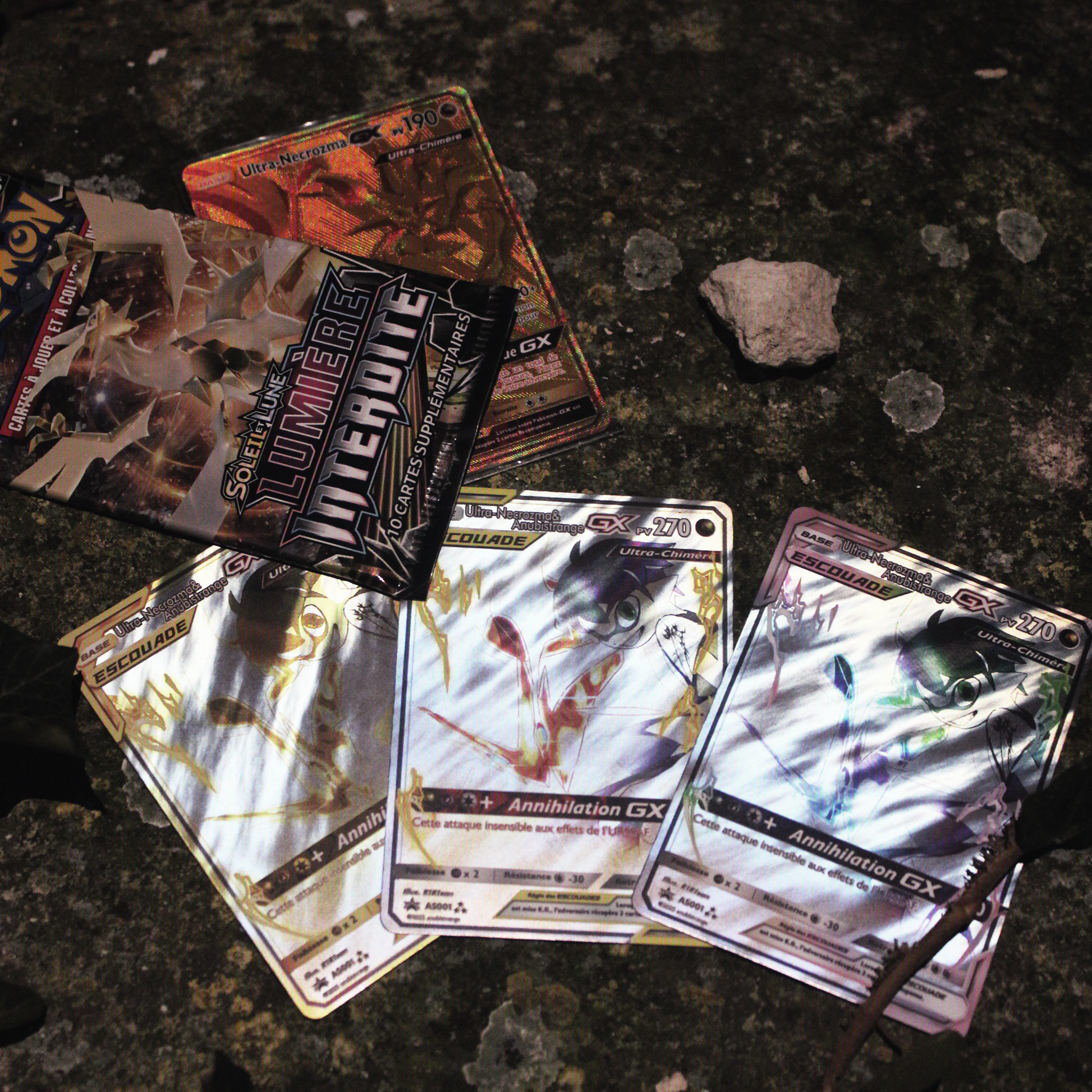 BROKE PACK: 10 STICKERS + 1 CARTE MYSTÈRE (50 EXEMPLAIRES)